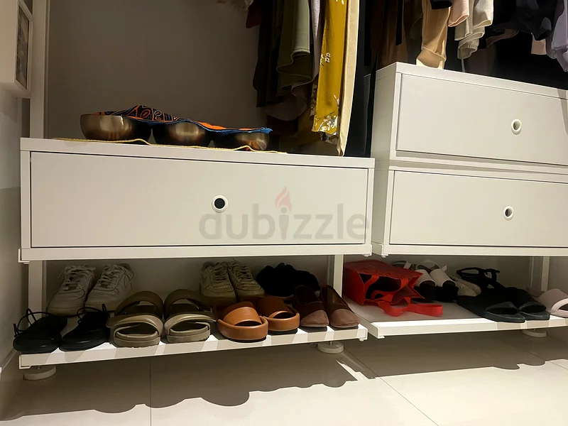 خزانة ملابس مفتوحة من ايكيا، نظام إلفارلي63219348278531112