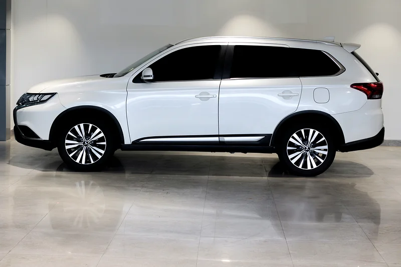MITSUBISHI OUTLANDER 202163155552830339112