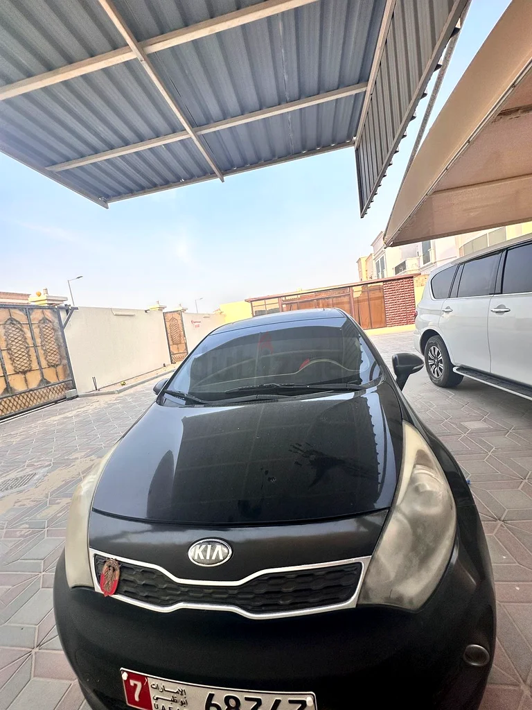 KIA RIO63225701850627114