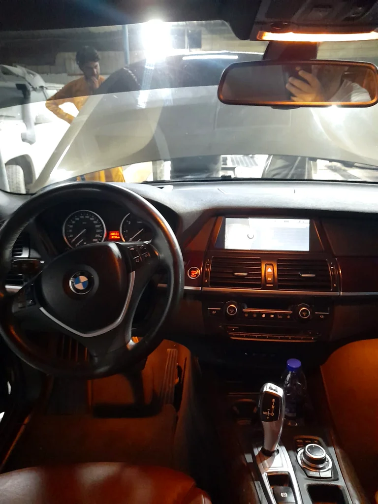 BMW X5 2011 V8 5.0 Twin Turbo – GCC Specs - RTA passed63156993700993112
