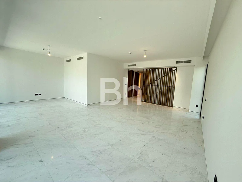Marble Floor | Close to Park | All Upgrades63735585118209112