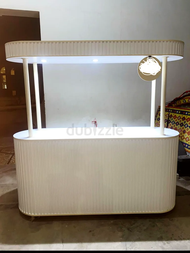 Stylish Modern Bar Table for Your Home632198176217631128