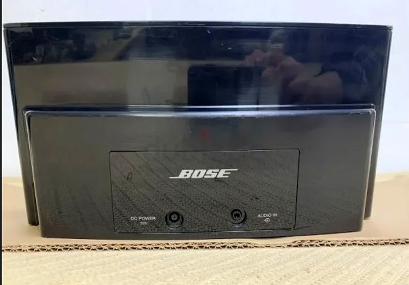 Bose SoundDock Series 2 digital music system with Bluetooth and remote control63168043799171111