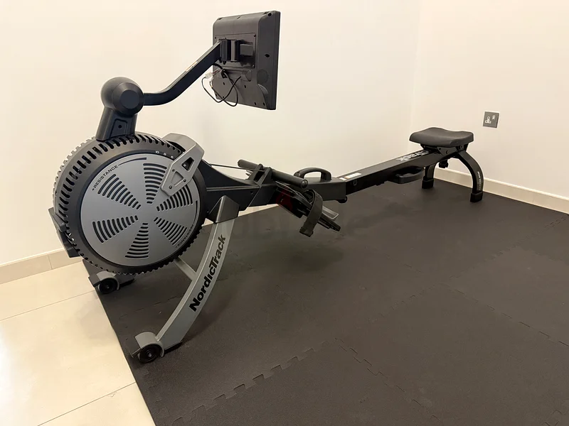 NordicTrack Rowing Machine - Elevate Your Workout!63199136883074111