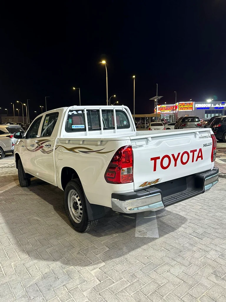 أبوظبي مدينة رائعة تقريبًا.63146742768514114