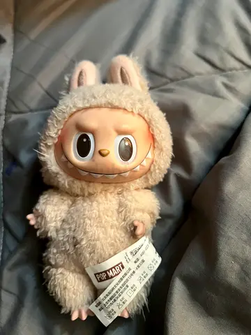 Real pop mart labubu