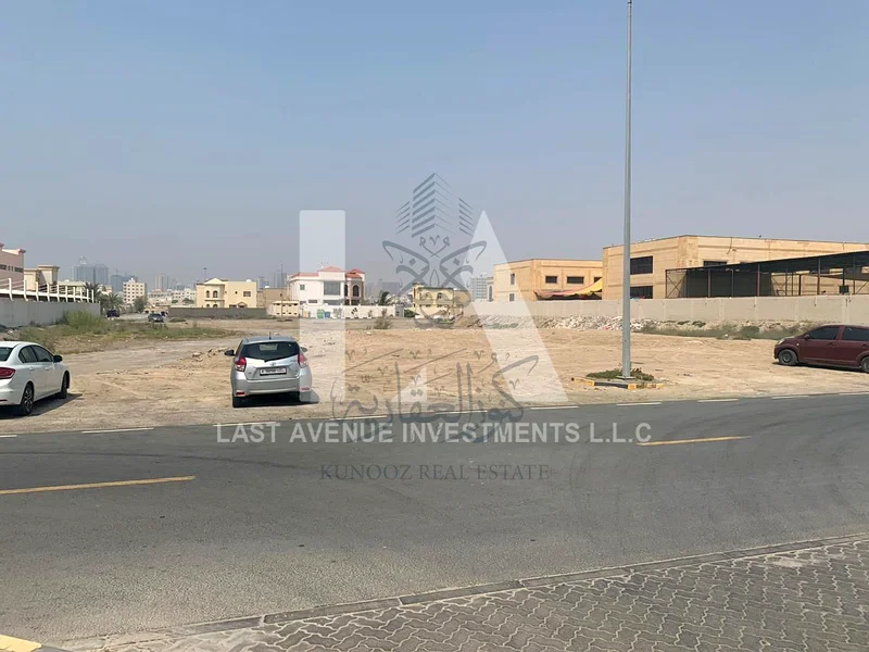 أرض تجارية مرخصة لمدرسة في العزرة، الشارقة، بمساحة 6,720 متراً مربعاً63183235590531111