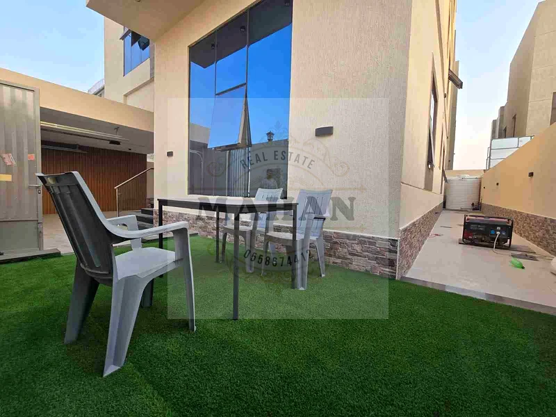 🏡 فيلا فاخرة للبيع بمساحة G+2 – الفياحة، عجمان

💰 السعر: 1,900,000 درهم إماراتي
📍 الموقع: الفياحة – حي سكني رئيسي63170848262274112