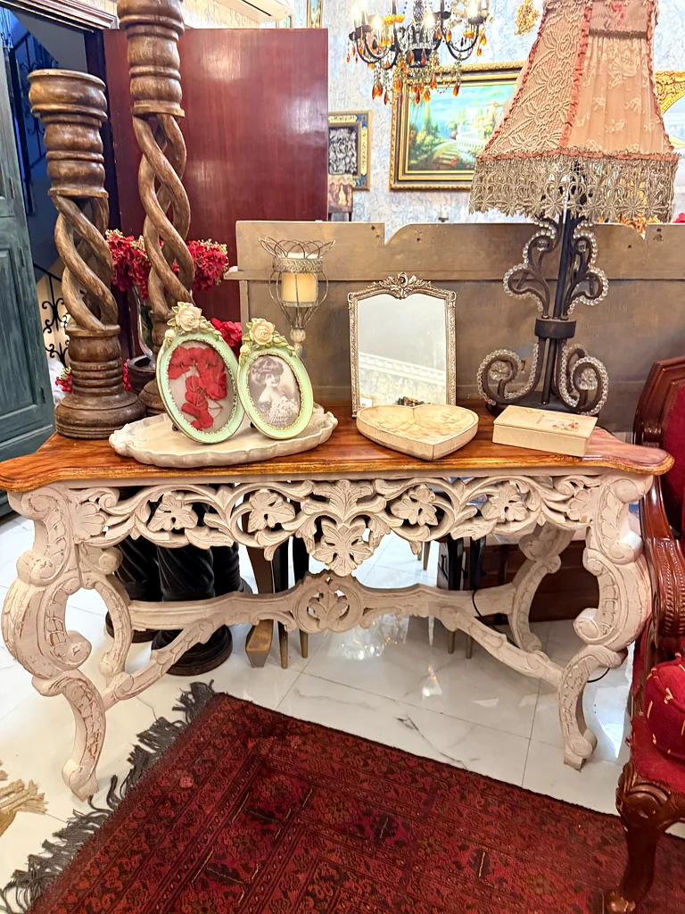 Shabby chic console table63217331018753111