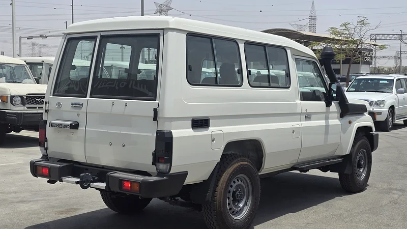 Toyota Land Cruiser 70 TOYOTA LC78 HARDTOP AT 2.8L DSL V4 MODEL YEAR 2025 COLOR WHITE (LOCAL ONLY)63158342150530113
