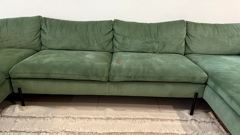 Green Modular 6-Seater Sofa with Double Chaise – Excellent Condition63222341146370112