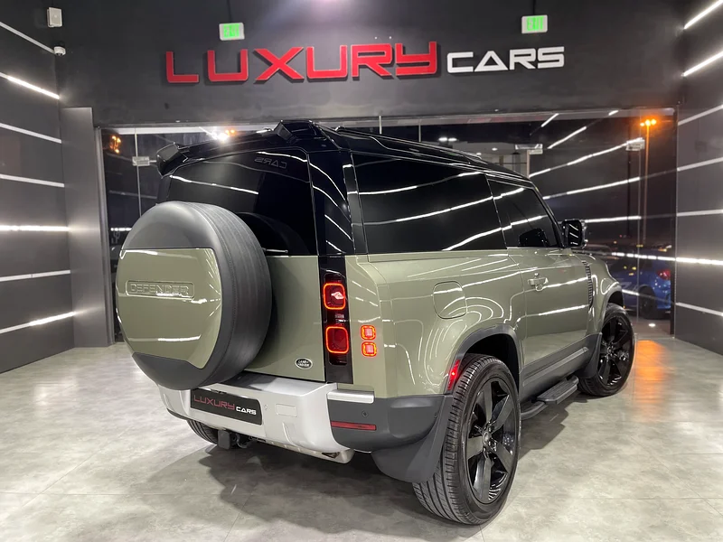 لاند روفر ديفندر 90، الموديل الأول، 2021، محرك V6 P400، إكسسوارات كاملة، طلاء أصلي، وثيقة نظيفة63226219398914113