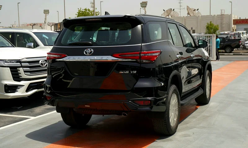 2025 Toyota Fortuner 4.0 V6 FULL GCC63165693353602113
