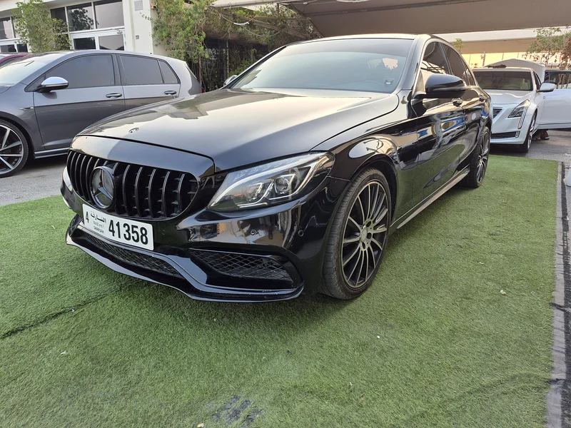 2019 Mercedes C300 full option Panoramic Roof low mileage63150026796033111
