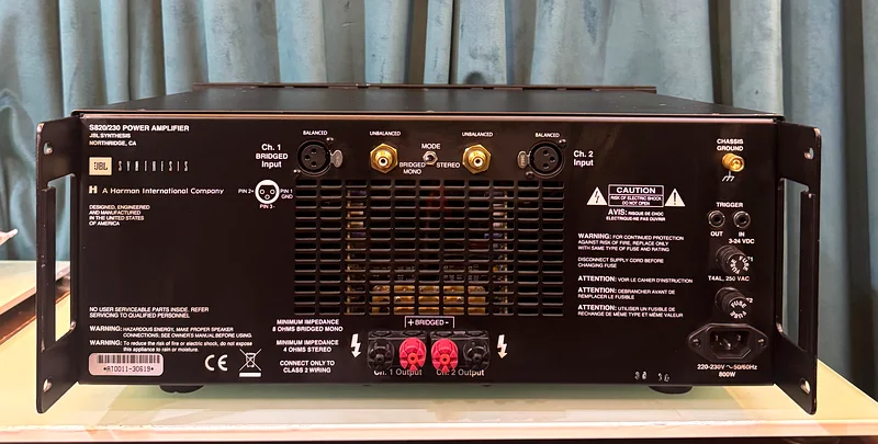 مُضخم طاقة JBL SYNTHESIS S820 ثنائي القناة بقدرة 200 واط63263526115842111