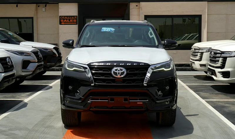 2025 Toyota Fortuner 4.0 V6 FULL GCC63165693353602111