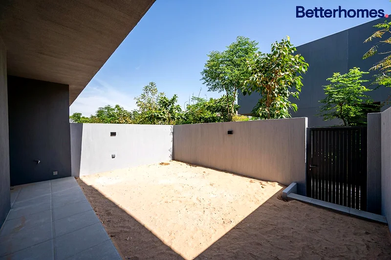 Spacious 4BR TH | Maid Room | Ready to Move63157888091649113