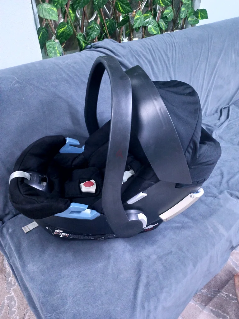 Baby carrier mamas papas brand632301860904981112