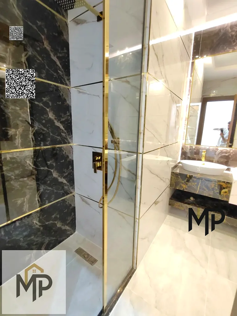 A real opportunity to own a distinctive villa in a strategic location, ready for immediate inspection. Directly on the road, at a very special price.63899230916609113
