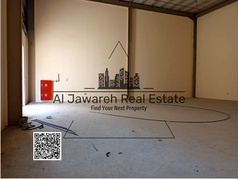 فرصة رائعة لفترة محدودة. مستودع للإيجار، مساحته 3135 قدم مربع، كهرباء 15 كيلوواط، ثلاث مراحل، في أم القيوين.63150029707907113