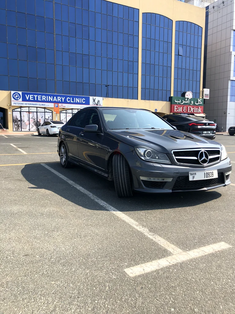 Mercedes-Benz C250 | 2013 | Grey | Good Condition| AMG carbon fibre kit63156993856513113