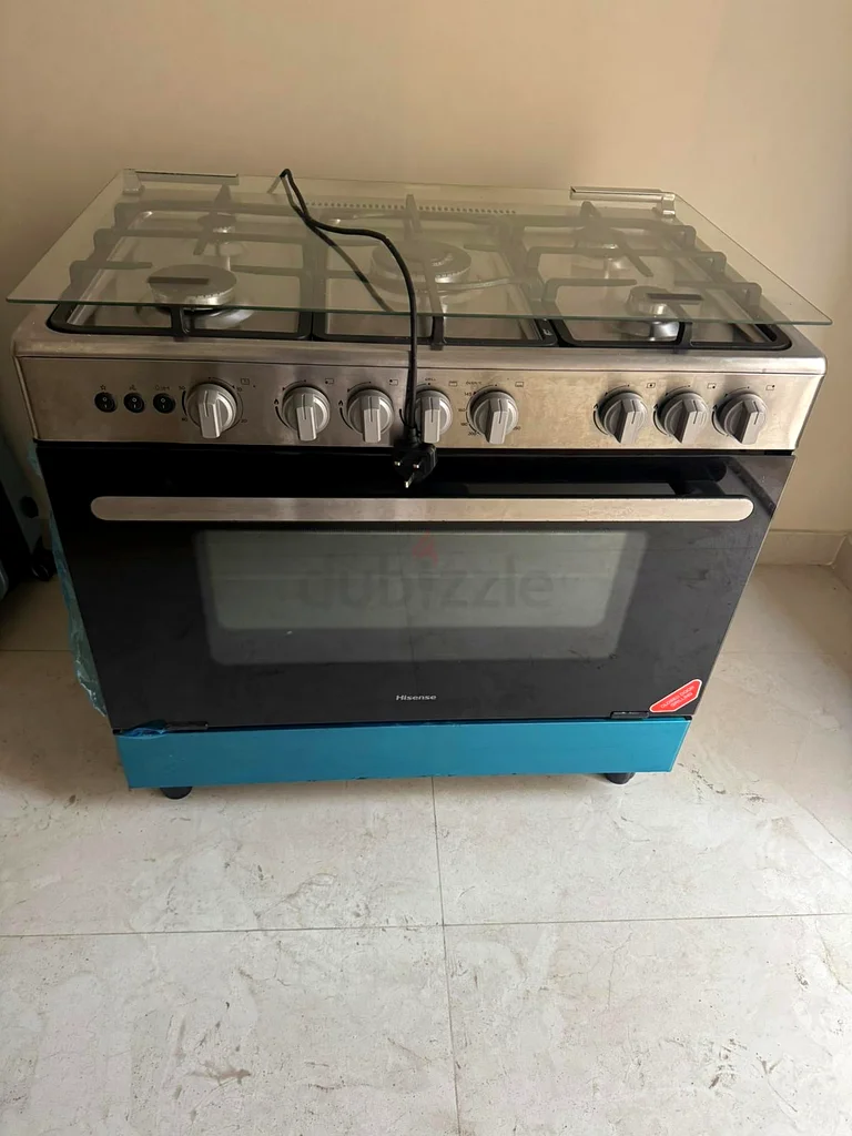 Hisense 90cm Freestanding Gas Cooker- Like New63250312377985111