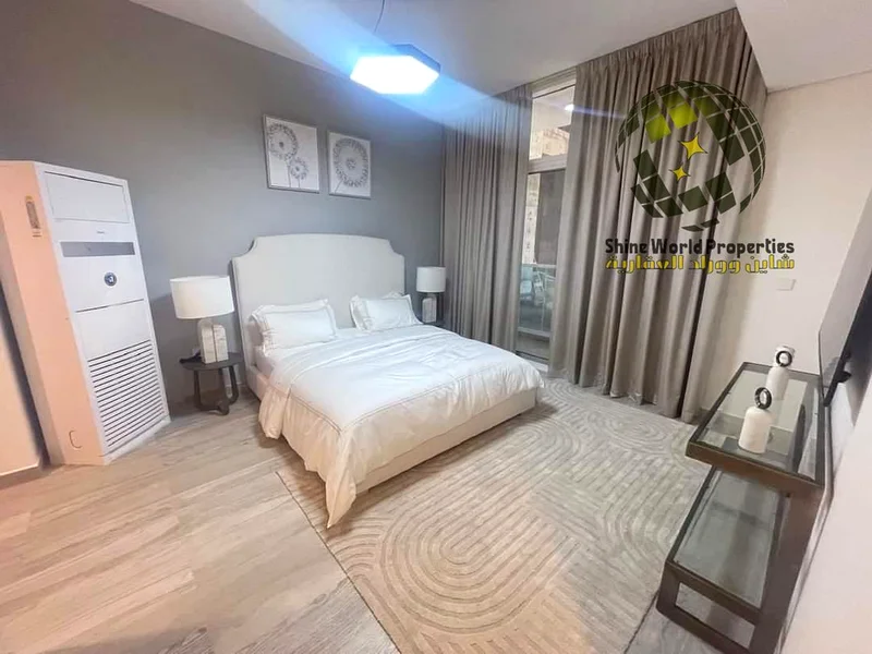Spacious space || Freehold || Luxury has a title63249235184643112