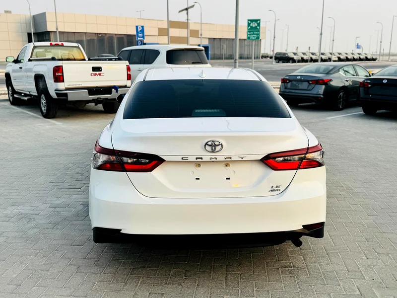 Camry LE63165224424962114
