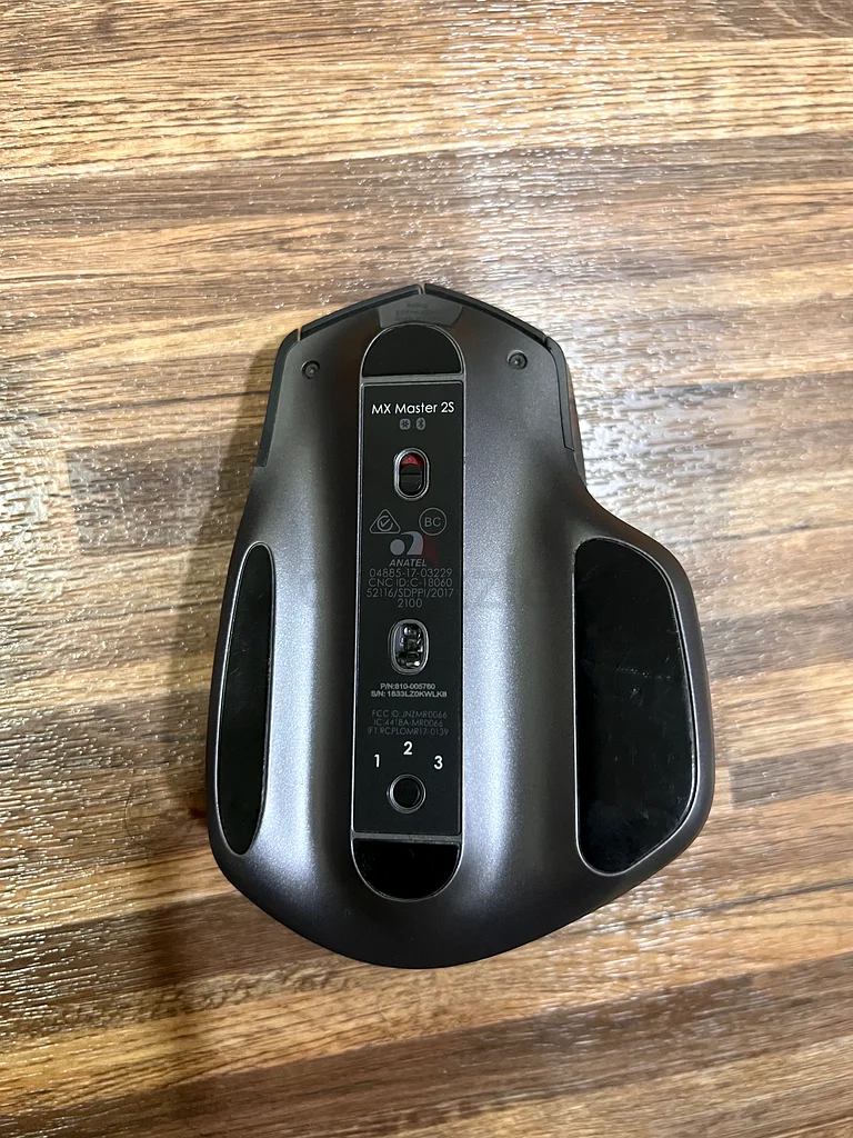 فأرة لوجيتك ماكس ماستر 2S مريحة ولاسلكية للبيع!63166655454723112
