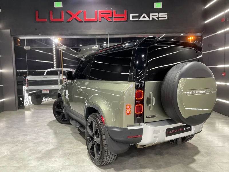 لاند روفر ديفندر 90، الموديل الأول، 2021، محرك V6 P400، إكسسوارات كاملة، طلاء أصلي، وثيقة نظيفة63226219398914112
