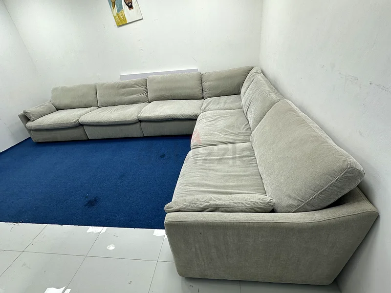 أريكة منزلك من راس الموديولية63179393655810112