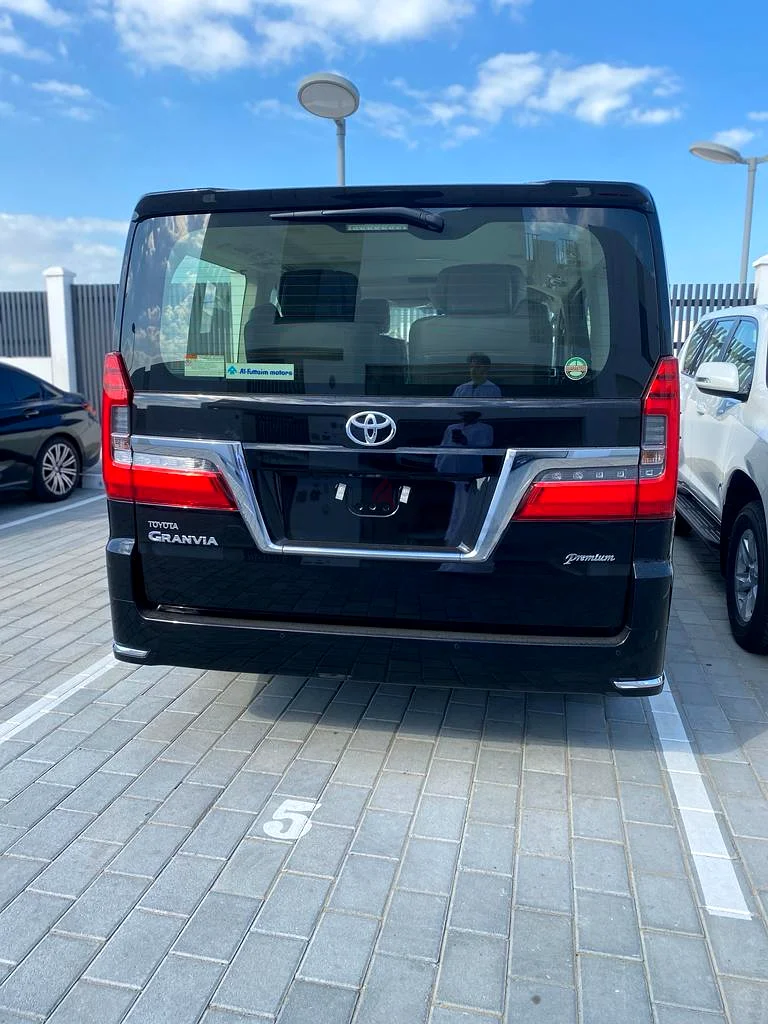 Toyota Granvia Premium 2025, V6 3.5L, Brand New, Full Options, GCC Specs from Al Futtaim63157885969921111