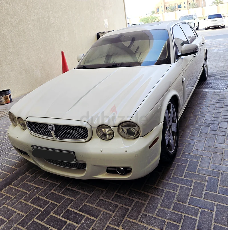 Jaguar XJ - 200863221302988801112
