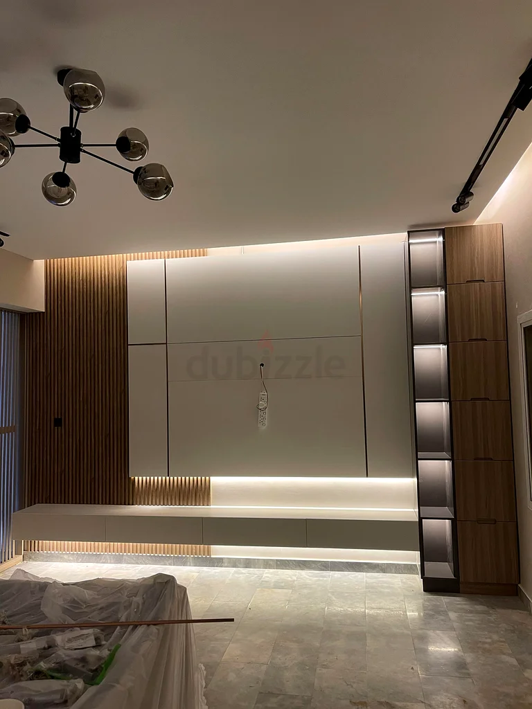 Modern Wall-Mounted Entertainment Center with LED Lighting63180833185666111