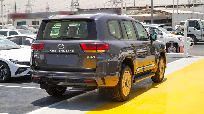 Toyota Land Cruiser GXR 3.5L TWIN TURB MODEL 202563150948909443113