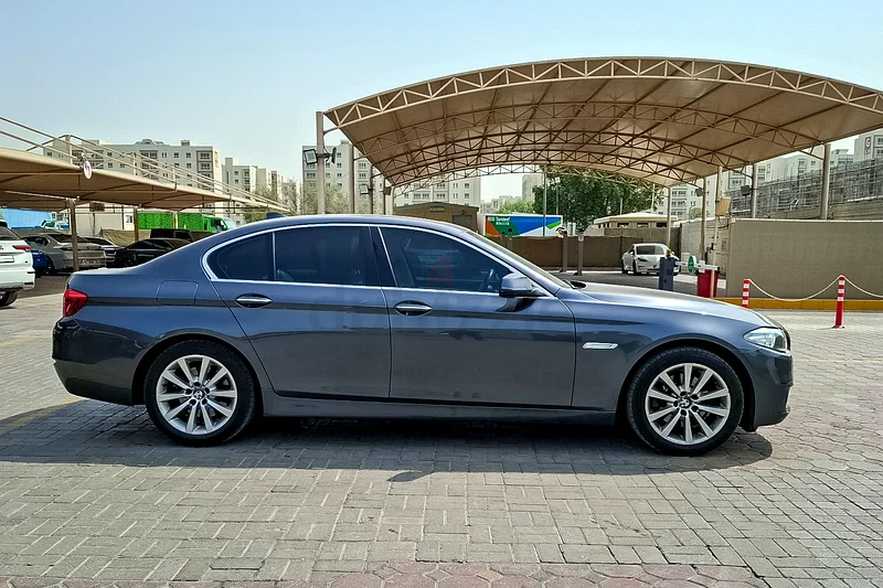 AED 961/month | 2016 BMW 5-Series 520i | GCC Specs | Ref#34458363156993672321113