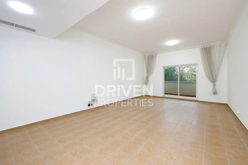 Spacious Unit with Maids Room | Community View63915362746371111