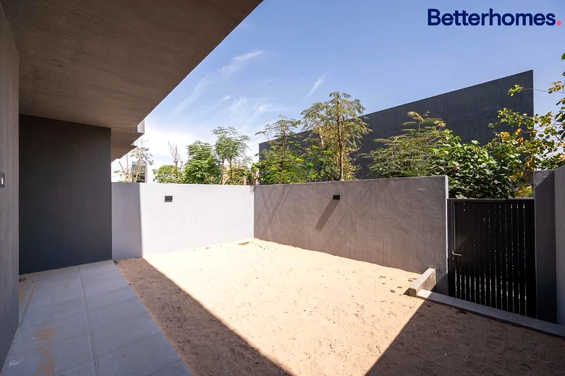 Spacious 4BR TH | Maid Room | Ready to Move63157888085251113
