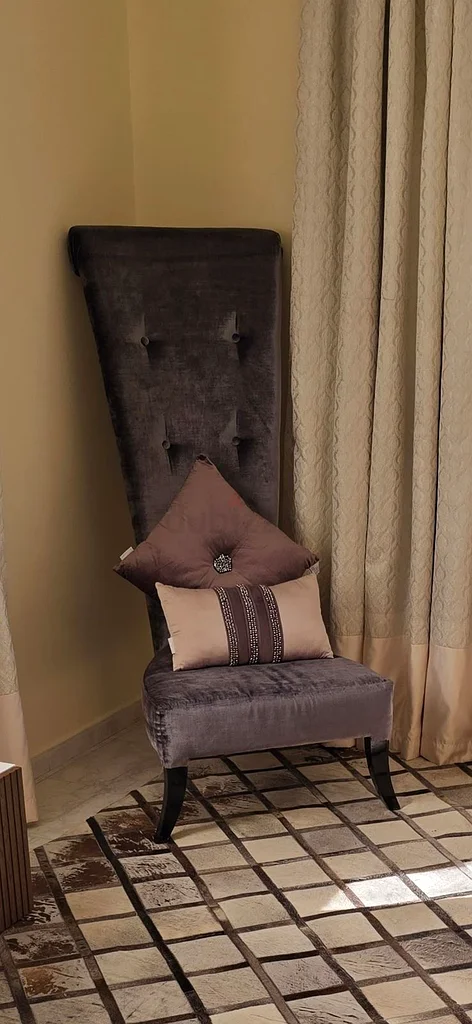 High Back Accent Chair63217331563395112