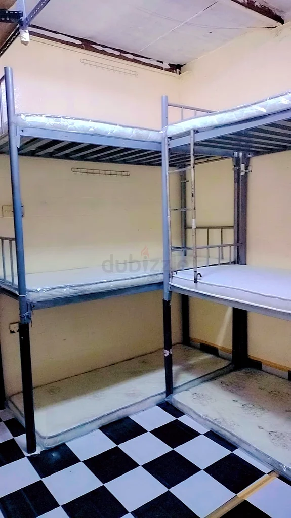 Bachelor Room Available in Villa63624382663810112