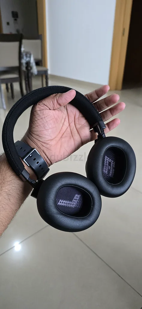 JBL LIVE 660 NOICE CANCELLING63261281811585111