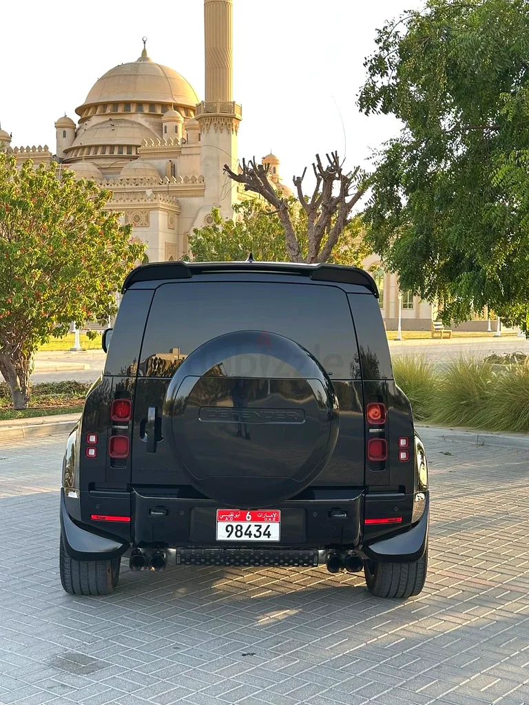 Dubai63156041054851111