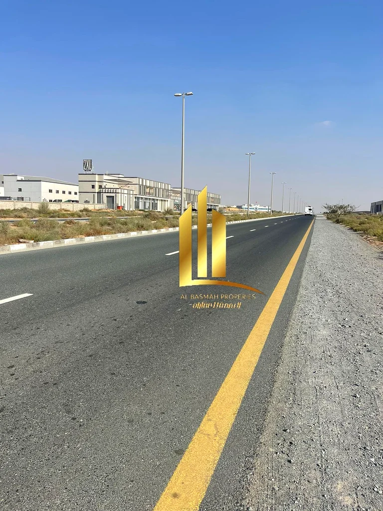 Industrial plot for sale in the Emirate of Sharjah in Al Sajaa Industrial Area in Block 7, with an area of ​​30,000 square feet, freehold63196115656834111