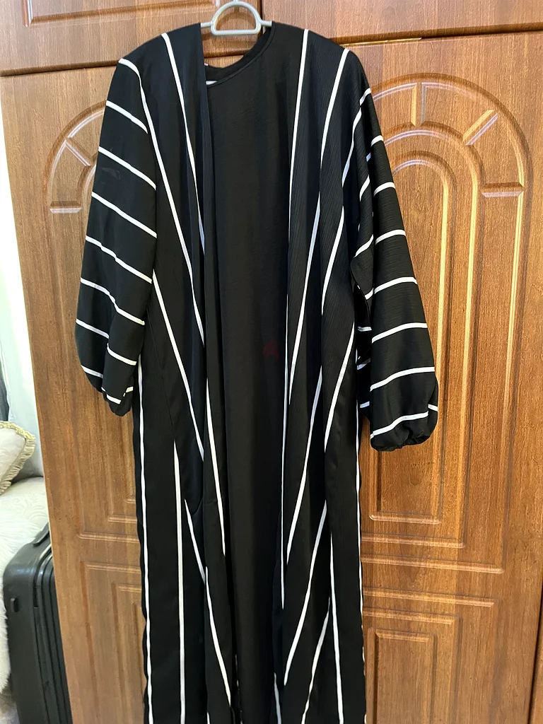 Chic Striped abhaya  - Perfect for Any Occasion!632361192459531129