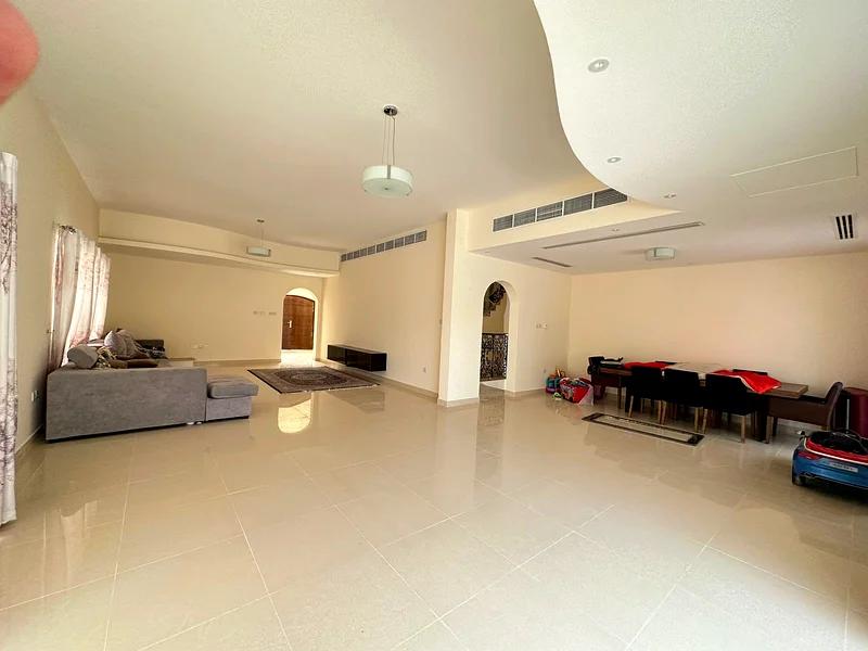 PRIME LOCATION\ BEAUTIFUL VILLA\ READY TO MOVE63727565411587112