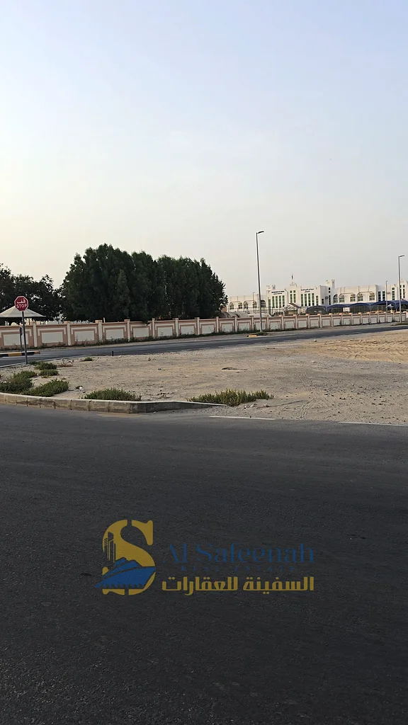للبيع أرض زاوية في العزرة63183235749506111