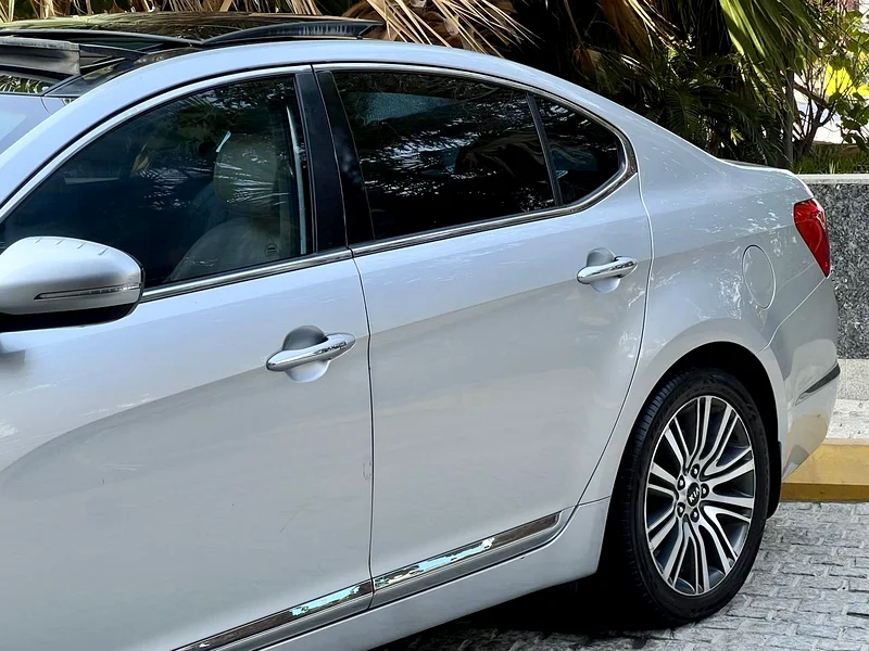 Kia Cadenza 2014 – GCC Specs | Smooth Drive | Great Value63150948937089113