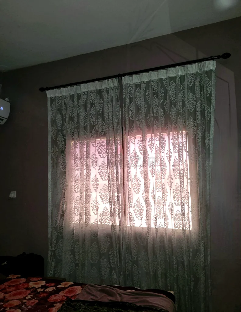 2 Pair of Elegant Sheer Curtains for a Breezy Look632218590339861110
