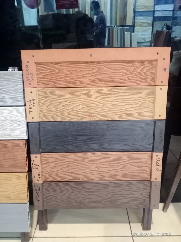 Stylish WPC Privacy Fence and Wall Extension63220828677761114