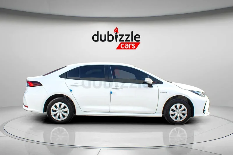 AED 867/month | 2022 Toyota Corolla XLI Hybrid | GCC Specs | Ref#34256563157886477441113